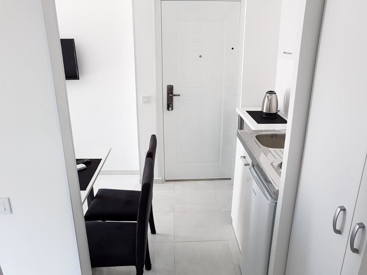 Апартаменты Apartments Monako Игало